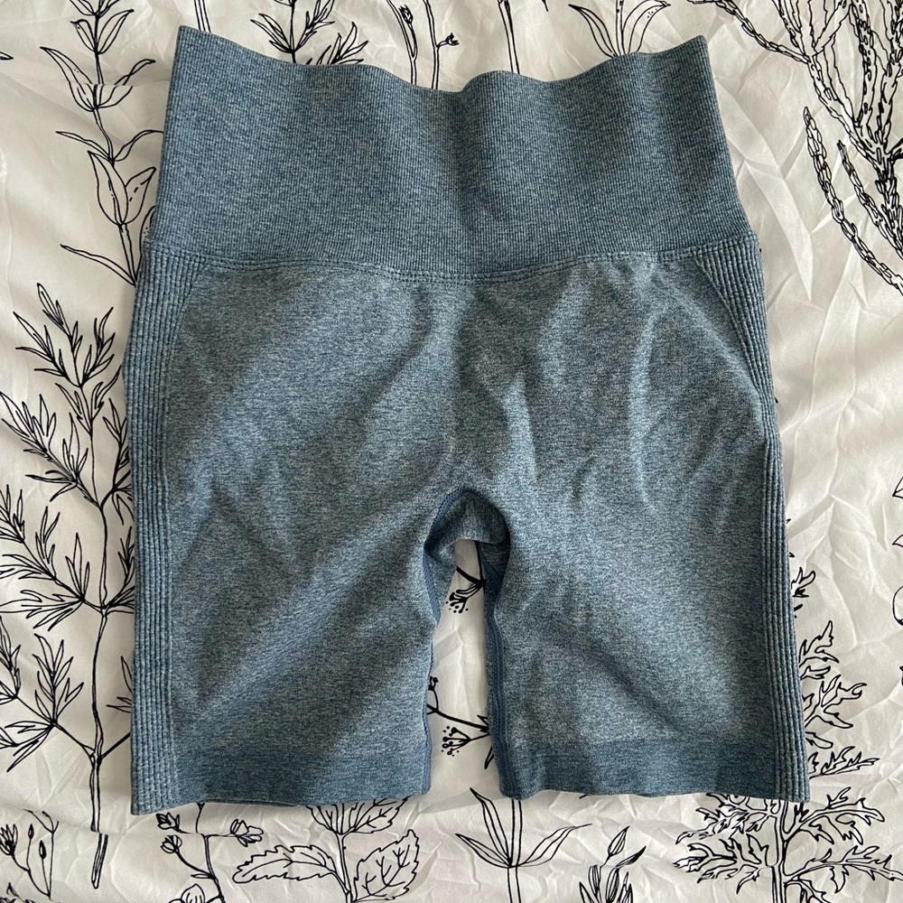 High waisted bike shorts